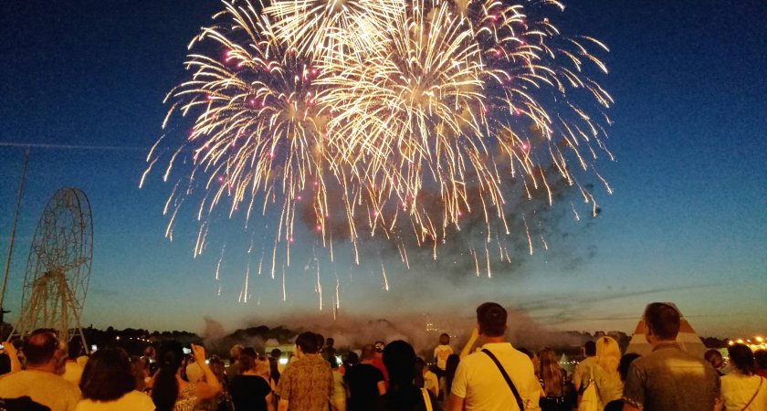 Вернется ли фестиваль фейерверков на День Республики спустя два года