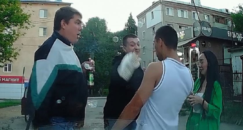 Чебоксарскую потасовку с шаурмой и бутылками прокомментировали в МВД