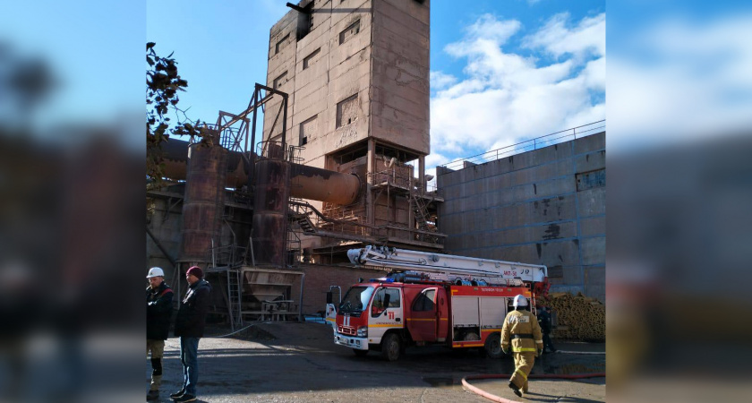 В Новочебоксарске загорелся строительный завод