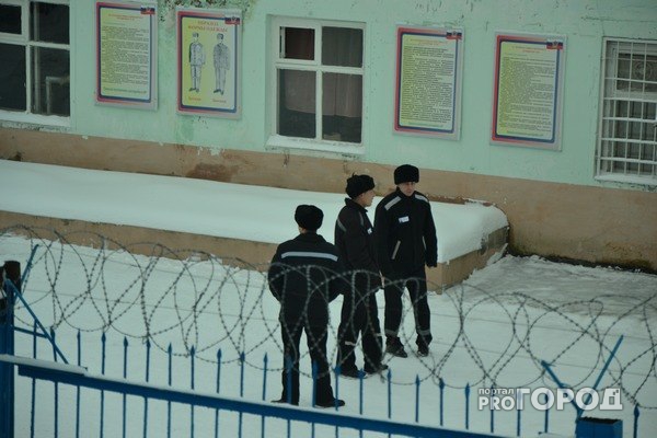 В Новочебоксарске заключенного жестоко избили столовой ложкой