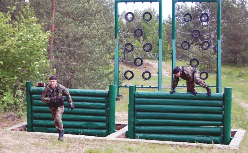 В Чебоксарах в лесу открыли военно-спортивную базу спецназа полиции