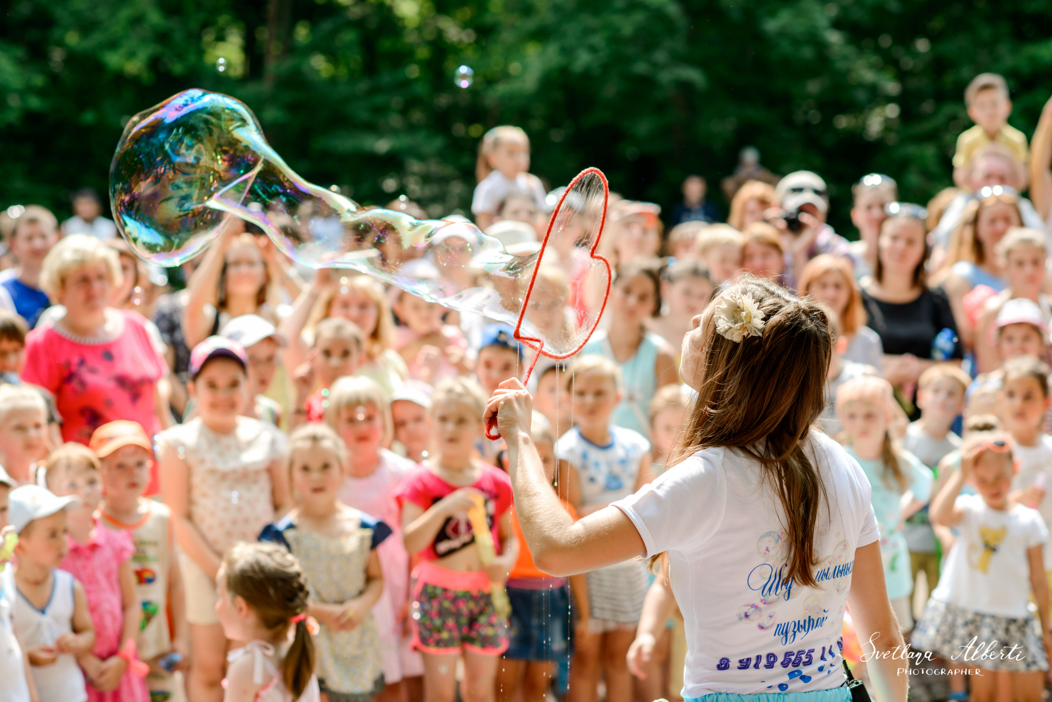 В Новочебоксарске состоялось «Нашествие мыльных пузырей»