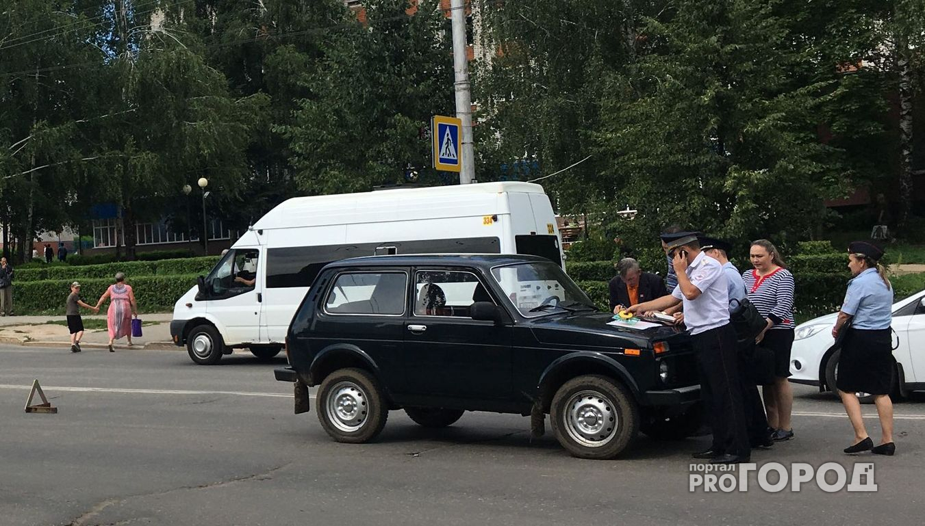В Новочебоксарске 83-летний водитель «Нивы» на зебре сбил женщину