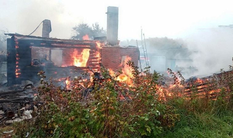 В Чебоксарском районе внук спалил дом бабушки