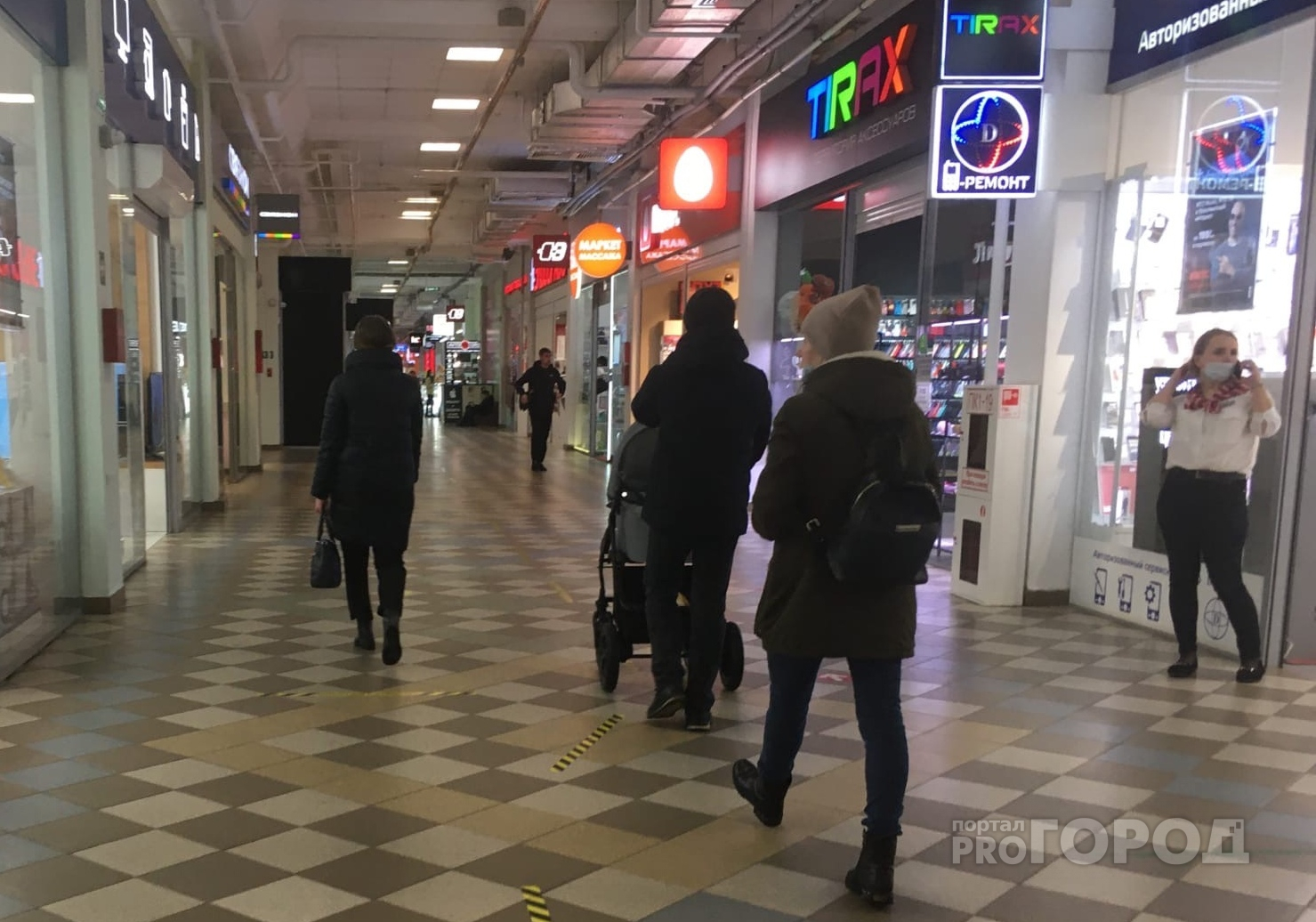 Власти Чувашии озвучили решение по крупным торговым центрам и кафе: будут ли они работать с 30 октября по 7 ноября
