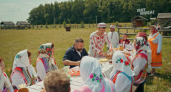 Обрядовая каша, чувашская свадьба и гусиные роды: на "Пятнице!" показали выпуск шоу о республике