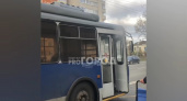 В Чебоксарах задымился троллейбус с пассажирами: "В движении появился резкий стук"