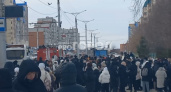 В Чебоксарах из-за пожара эвакуировали студентов Кооперативного института: "Горит диван"