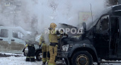 В Чебоксарах на парковке около "Агрегатного завода" загорелся грузовик