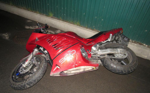 Погибший в ДТП на набережной мотоциклист был лишен прав