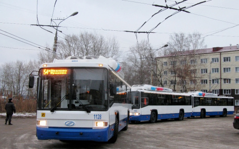 По Новочебоксарску будет ездить бесплатный троллейбус с Дедом Морозом