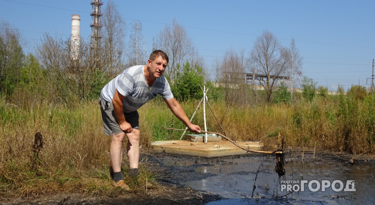 В Новочебоксарске появилось черное болото с запахом канализации