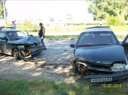 Два ДТП в Новочебоксарске: пьяный водитель выехал на встречку, а на 