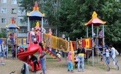 В Новочебоксарске на установку детских игровых комплексов потратят более 12 миллионов рублей