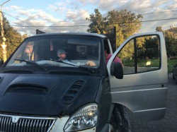 В Чебоксарах водитель «Газели» «припарковал» ребенка