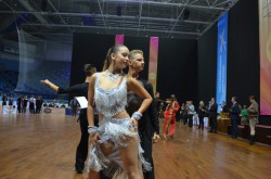 В Чебоксарах ледовый дворец превратили в площадку для чемпионата по спортивным танцам