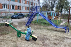 Представители политической партии прокомментировали информацию в СМИ о демонтаже детской площадки в Ядрине