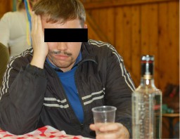 В Новочебоксарске у мужчины нашли 4,5 тысячи бутылок поддельного алкоголя