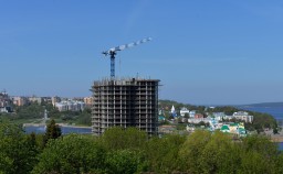 Скандал о строительстве высотки на Заливе в Чебоксарах доходит до Кремля