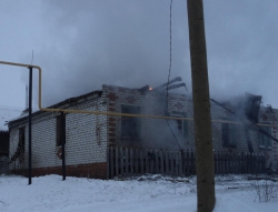 Из-за короткого замыкания электропроводки в Чувашии сгорел дом