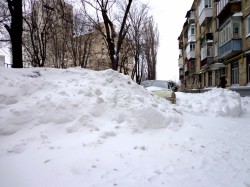 Стоп-сугроб: сфотографируй заваленный снегом двор и накажи ответственного