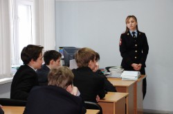 В чебоксарских школах проводят еженедельные 