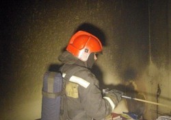 В Новочебоксарске из горящего дома эвакуировали жителей