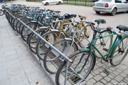 В Чебоксарах на центральных остановках общественного транспорта появятся велопарковки