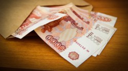 В Чебоксарах под видом проверки подлинности денег у женщины украли 130 тысяч рублей