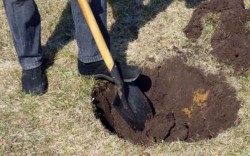 В Чувашии житель Татарстана и бомж закопали в поле убитого ими мужчину