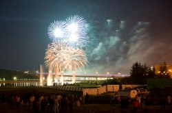 В Международном фестивале фейерверков в Чебоксарах соревнуются 5 команд