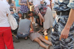 В Чебоксарах во время празднования Дня Республики молодая женщина потеряла сознание