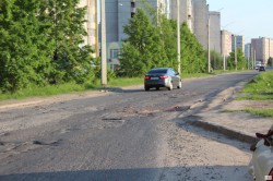 В Новочебоксарске расширят дорогу на улице Воинов Интернационалистов