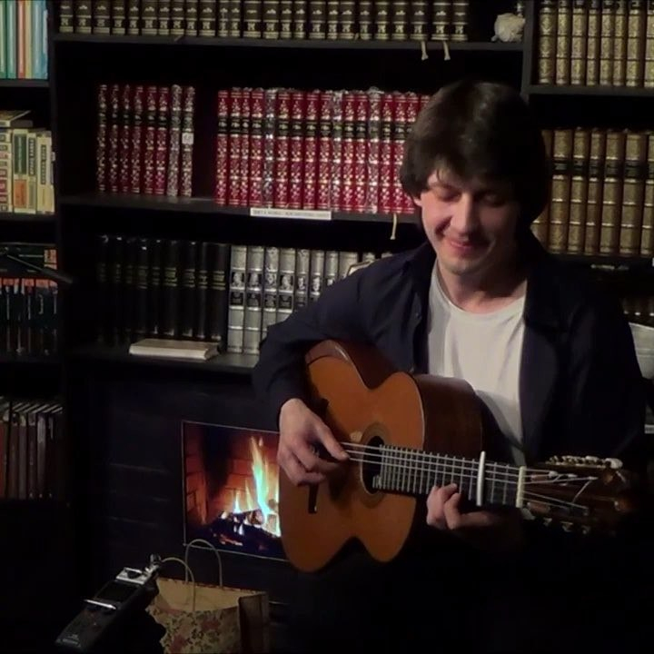 Концерт гитариста-виртуоза Михаила Оленченко (12+)