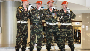 Мужской праздник и группа "Служу Отечеству"