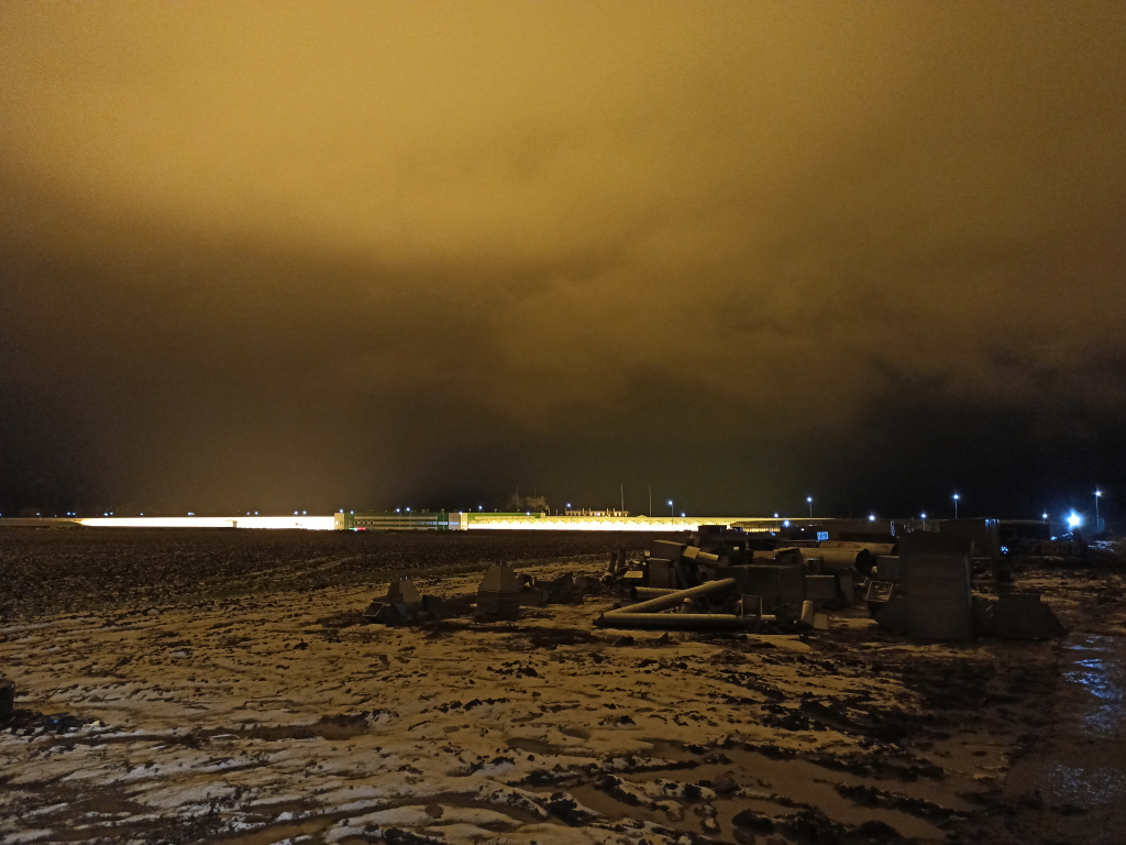 Погода в поселке зарево. Лазурное зарево. Темнеет. Зарево над Волжским ночью. Зарево в Рузаевке.