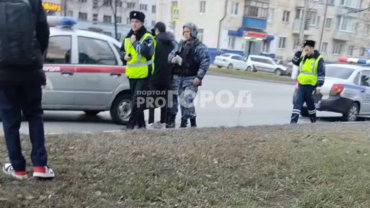 В Чебоксарах легковушка сбила ребенка на пешеходном переходе