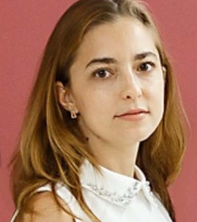 Никишова Людмила