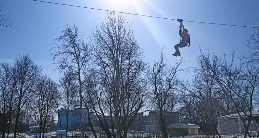 Фото к статье: В Чебоксарах появился новый аттракцион, на котором можно будет "полетать" над парком