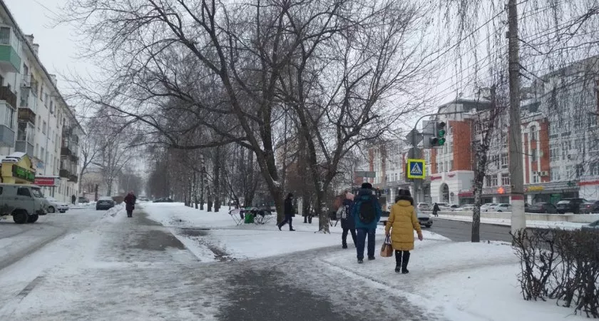 Фото к статье: Жителям Чувашии советуют достать зимние вещи: приближаются снег и сильный ветер