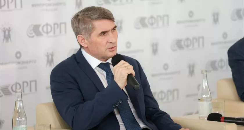 Фото к статье: Молодежь Чувашии попросила Николаева увеличить возраст для получения микрозаймов