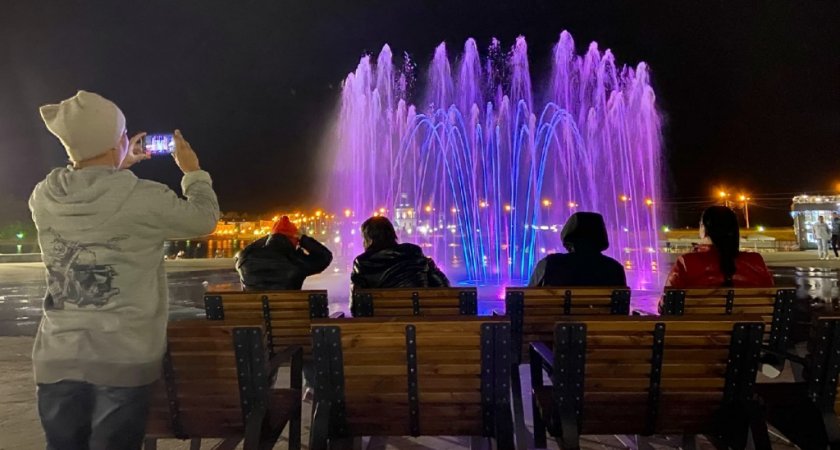 Стало известно, когда на Красной площади в Чебоксарах включат поющий фонтан