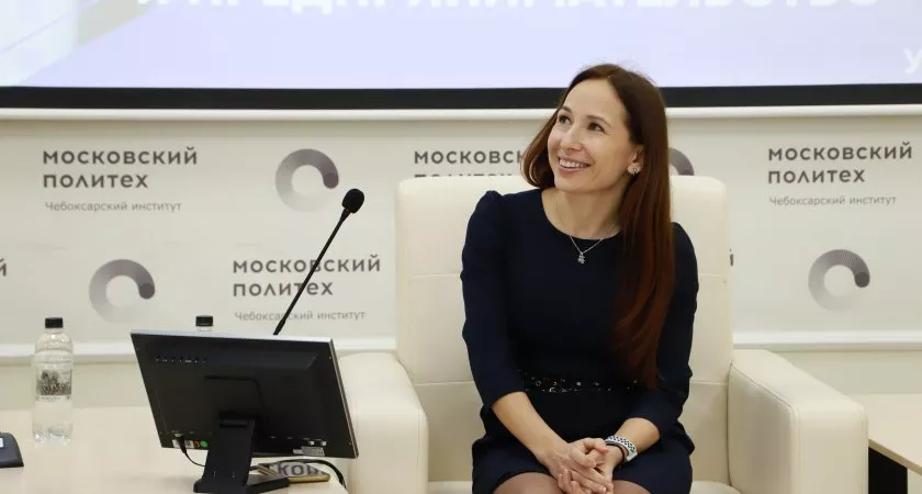 Фото к статье: Спикер Сбера поделилась секретами успешной карьеры с участниками образовательного проекта