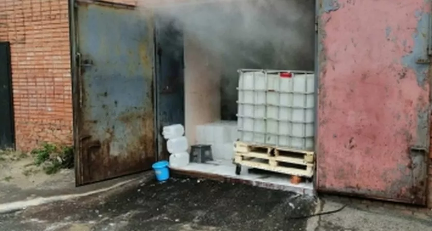 Фото к статье: В Новочебоксарске осудят химика за разлив опасных веществ