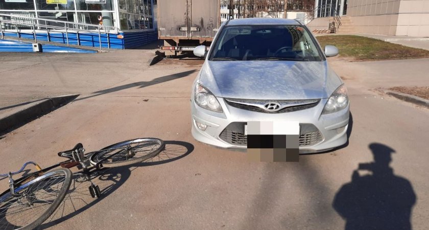 "Хендай" выезжал со двора и сбил велосипедиста