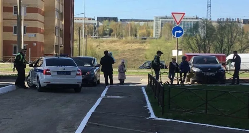 Фото к статье: В Чебоксарах водитель иномарки сбил мальчика на велосипеде