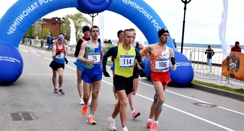 Фото к статье: В Чебоксарах проходит чемпионат России по спортивной ходьбе: победители дистанции на 20 км