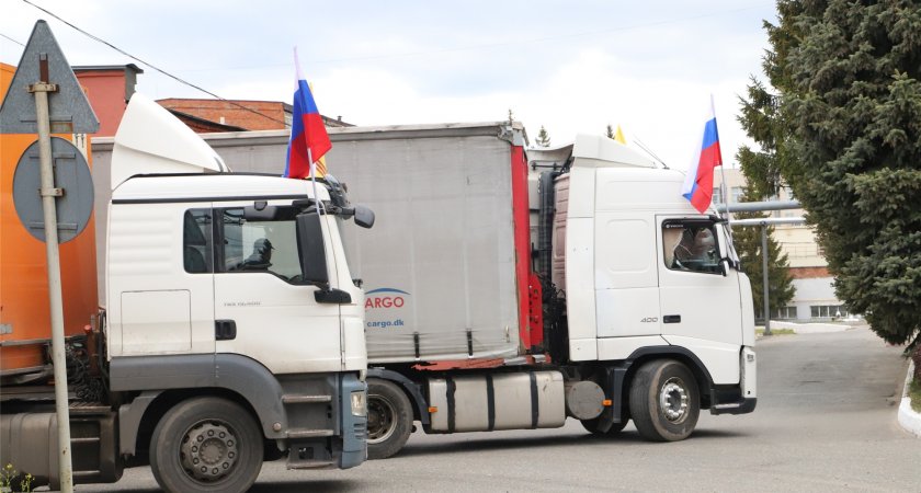 Электрозаводы Чувашии отправили две фуры оборудования на Донбасс
