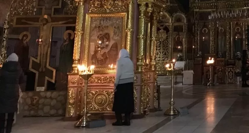 Фото к статье: В новочебоксарскую церковь пришел мужчина и сказал, что у него бомба