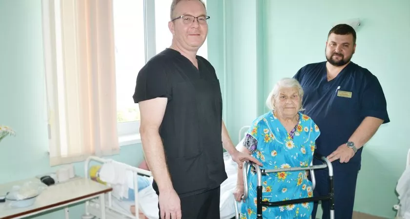 Фото к статье: 99-летнюю чебоксарку поставили на ноги после многочисленных переломов 